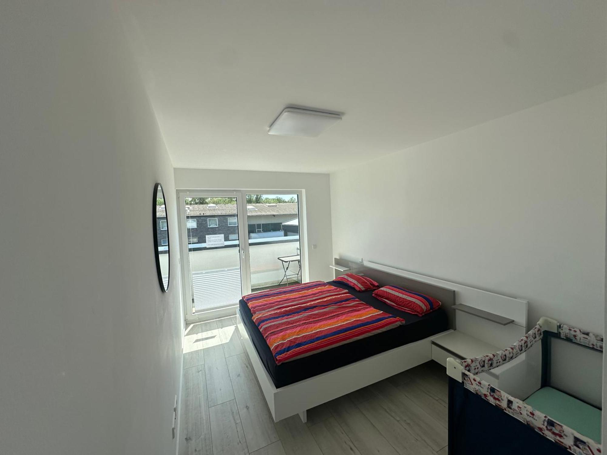 Neue Doppelhaushaelfte Mit Terrasse, Balkon Und Garten Ρέμσαϊντ Εξωτερικό φωτογραφία